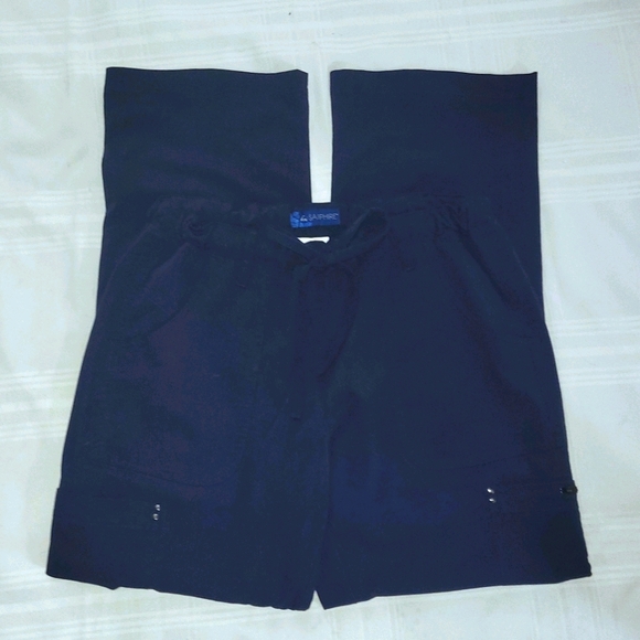 Koi Sapphire Scrub Set in Navy Blue size Medium - Picture 3 of 5